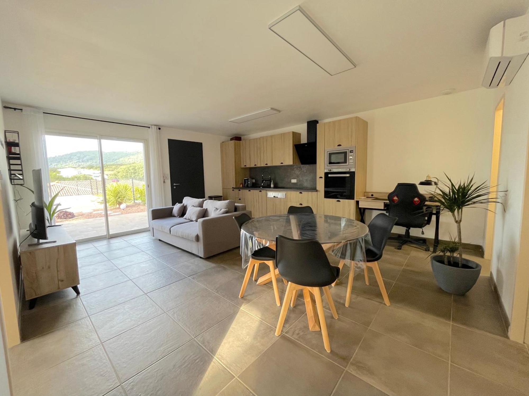 Maison A Ajaccio Confort- Proche Et Aeroport- Exterieur Privatif Avec Barbecue Hébergement de vacances Ajaccio (Corsica)